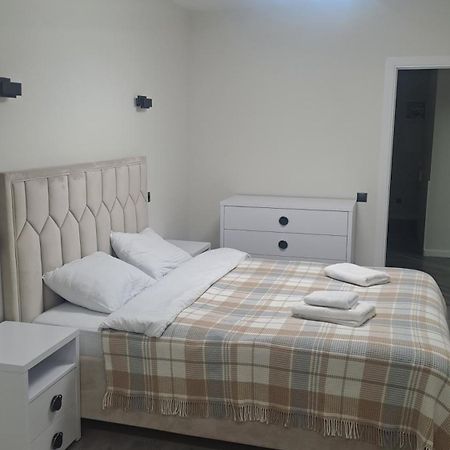 Ferienwohnung Аэропорт Кишинев 24&24 Exterior foto