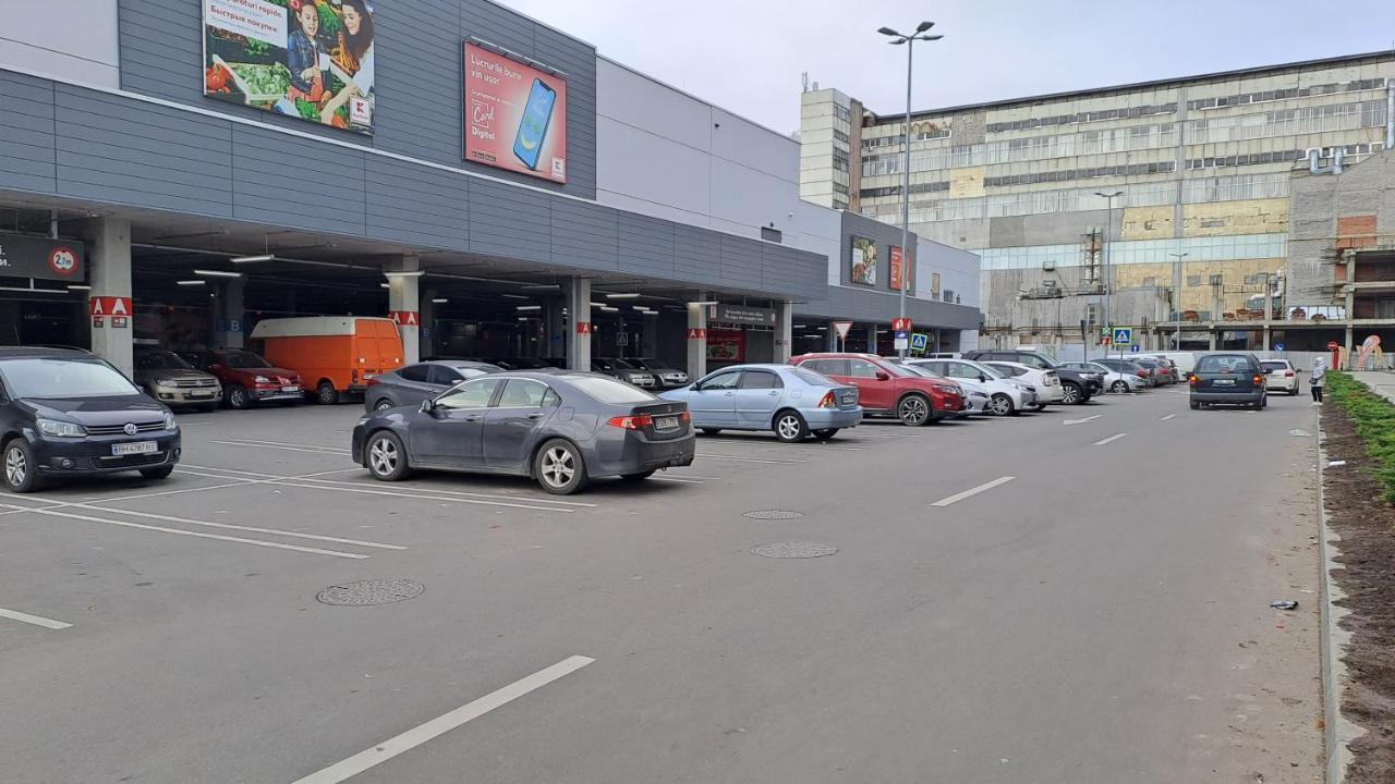 Ferienwohnung Аэропорт Кишинев 24&24 Exterior foto